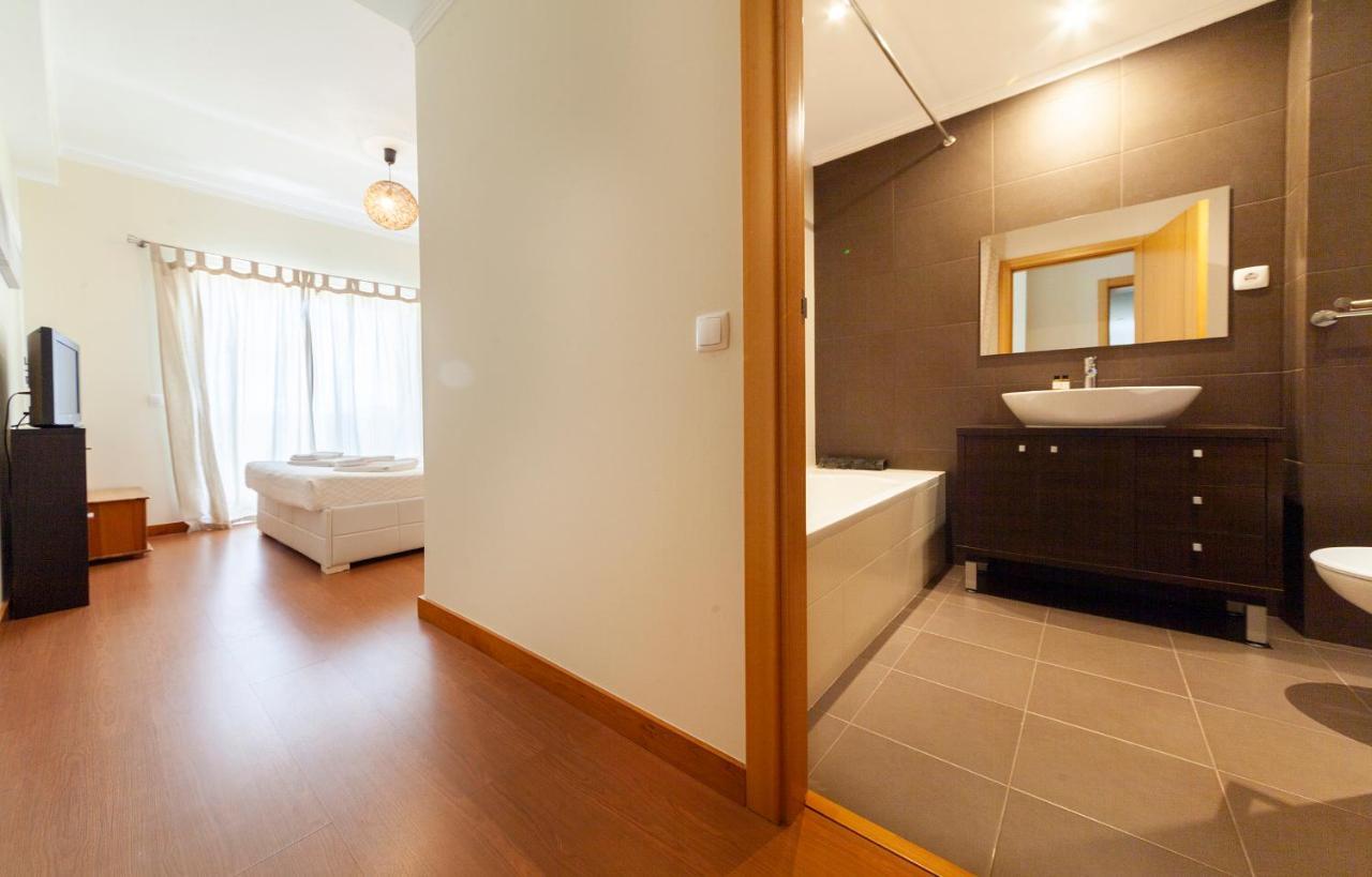 B55 - Sunset Holiday Apartment Praia Da Luz Bagian luar foto